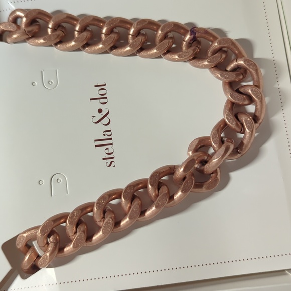 Stella & Dot chain - Picture 4 of 4